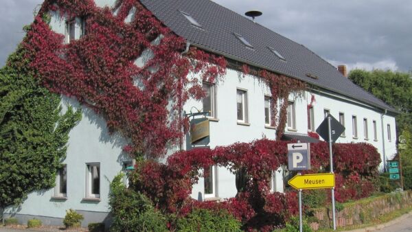 Gasthof & Pension „Zu den drei Linden“, Wechselburg OT. Nöbeln