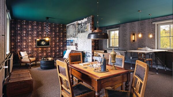 Weltraumbahnhof Rautenkranz - Steampunk Pension & Bistro, Muldenhammer